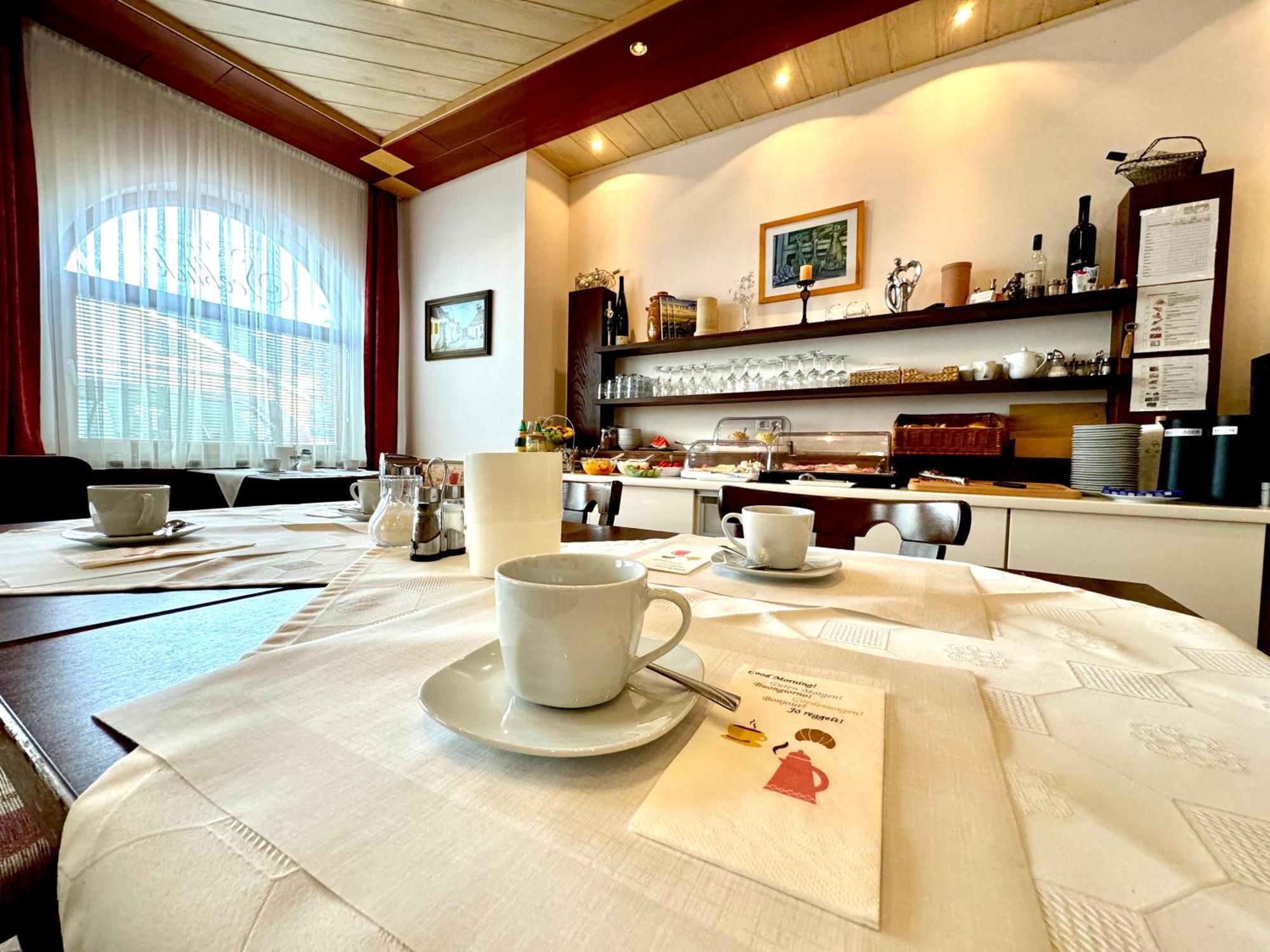 Pension Seeblick Moerbisch Am See Ngoại thất bức ảnh