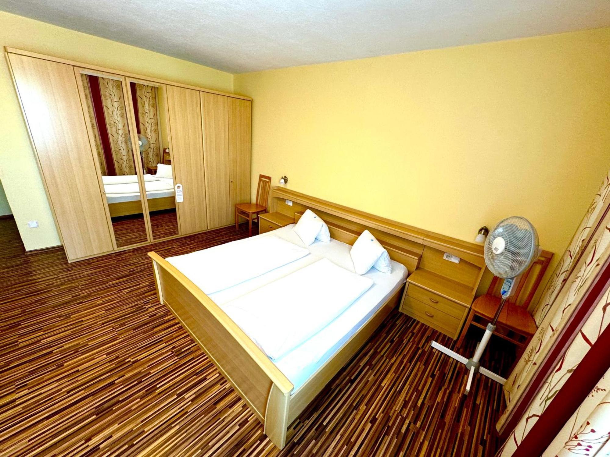 Pension Seeblick Moerbisch Am See Phòng bức ảnh