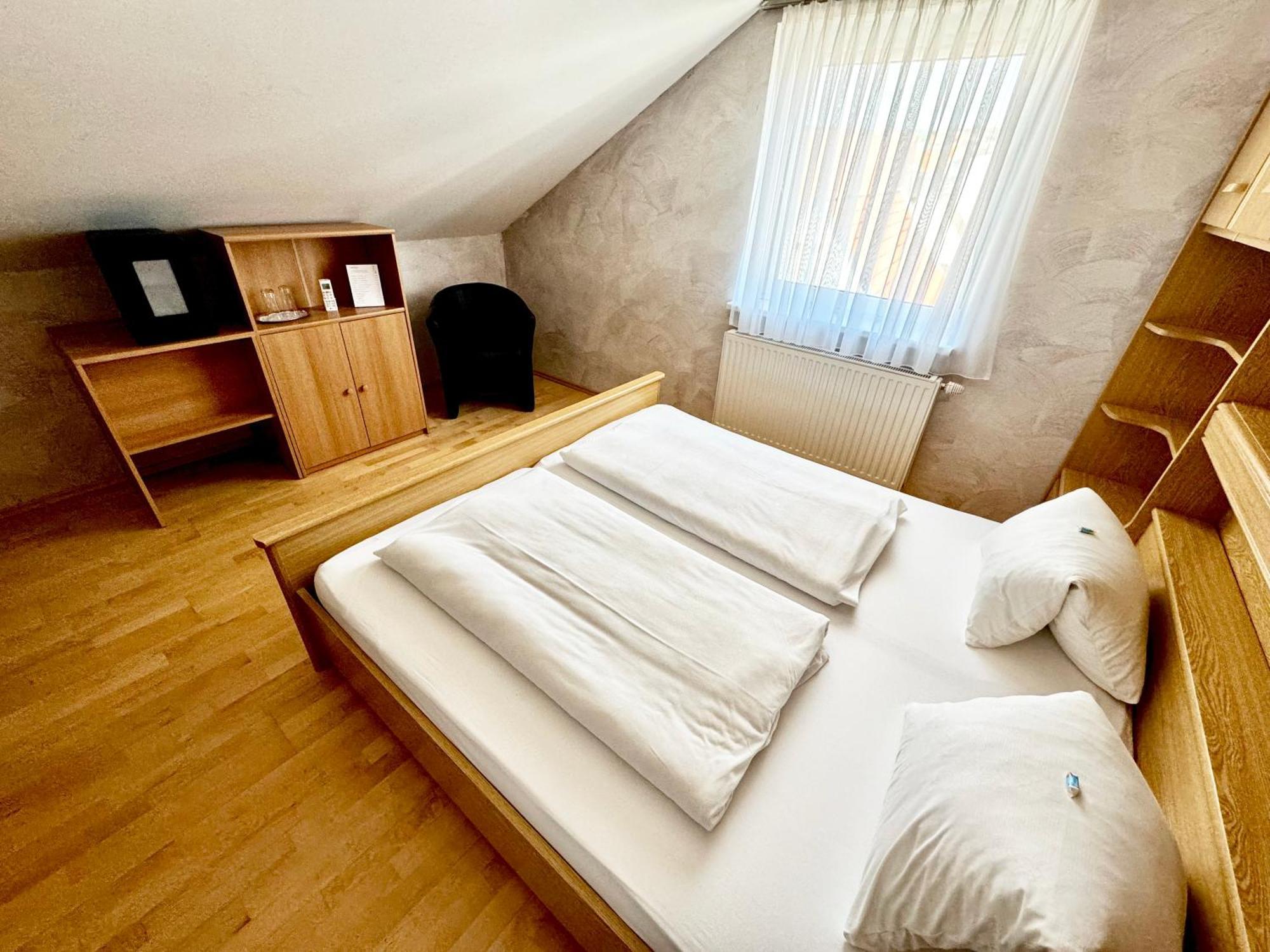 Pension Seeblick Moerbisch Am See Phòng bức ảnh